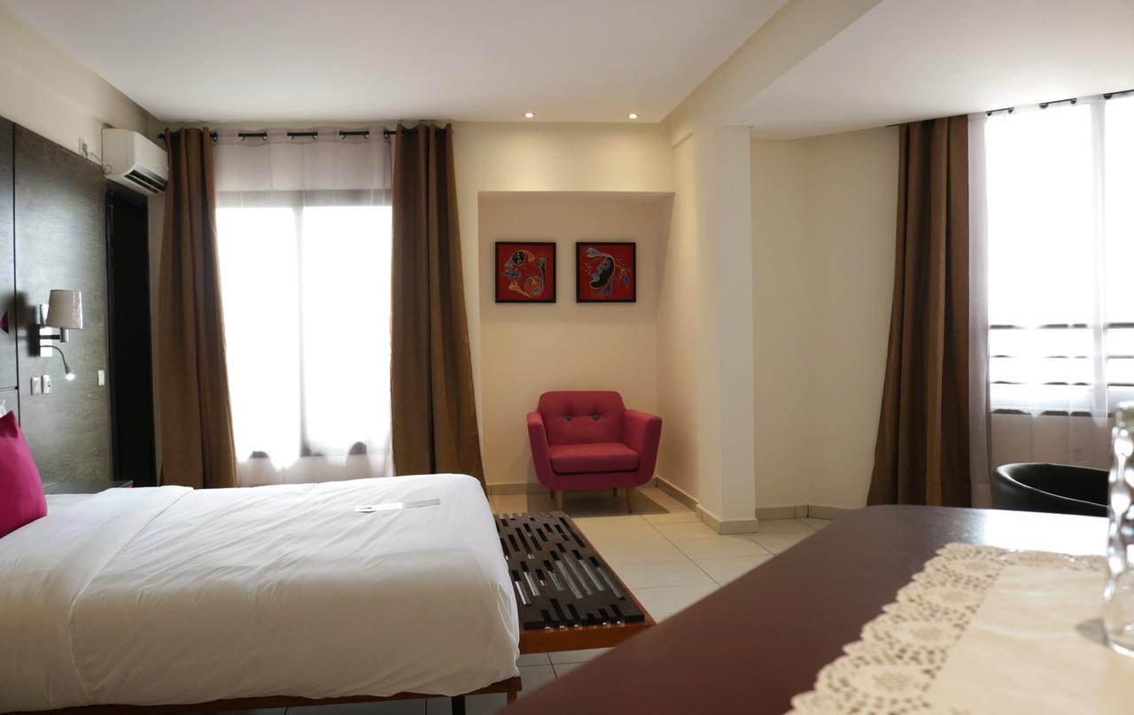 Douala Design Hotel Exterior foto